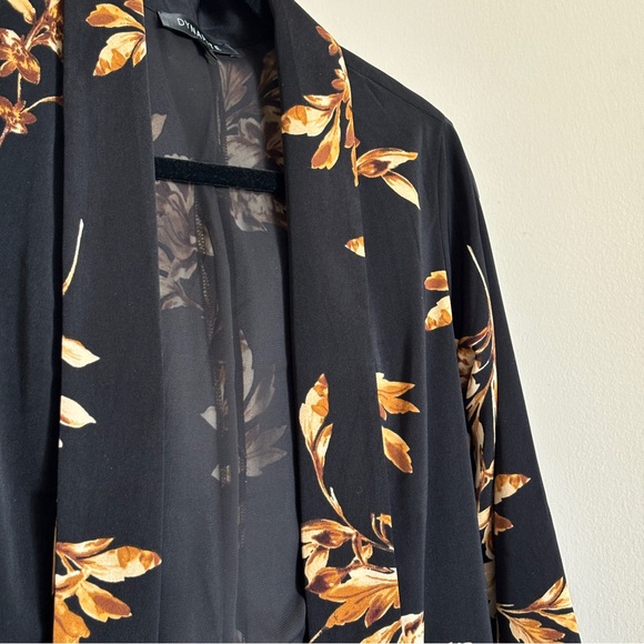 Dynamite Floral Belted Maxi Coat - Picture 4 of 8